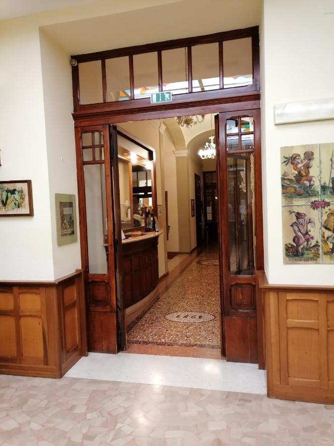 Hotel Antico Borgo Riolo Terme Ngoại thất bức ảnh