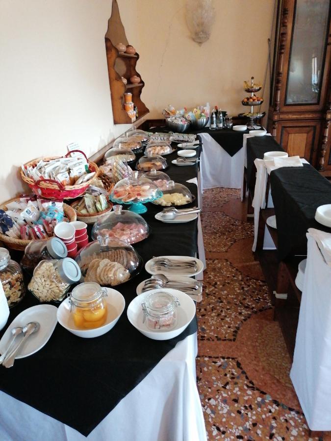 Hotel Antico Borgo Riolo Terme Ngoại thất bức ảnh